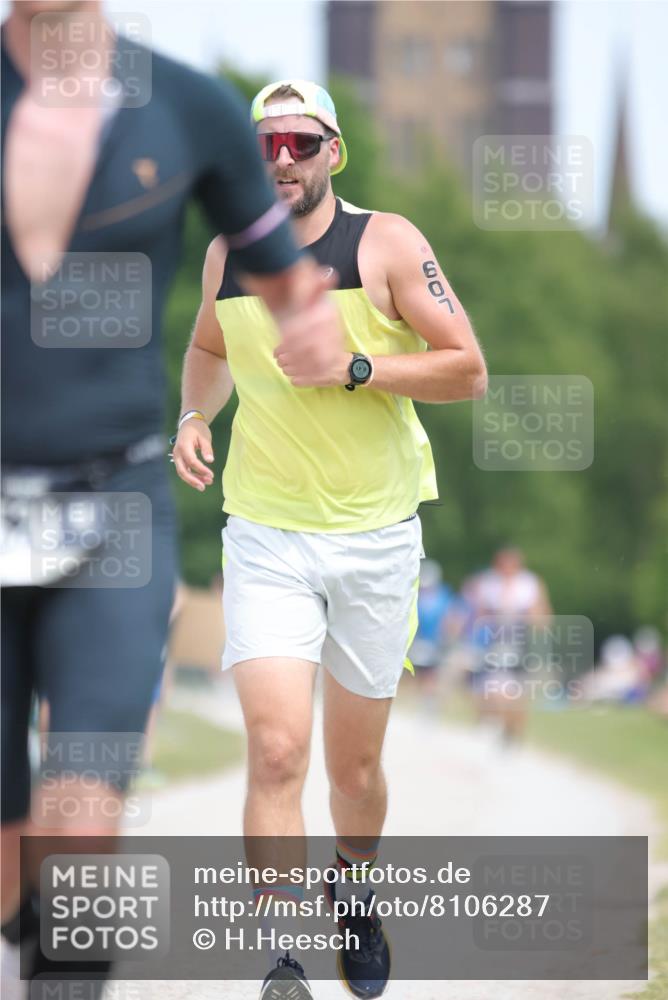 22.06.2025 - Viking Triathlon H.Heesch http://msf.ph/oto/8106287 22.06.2025 14:11:56 Laufen 520, 607 meine-sportfotos.de