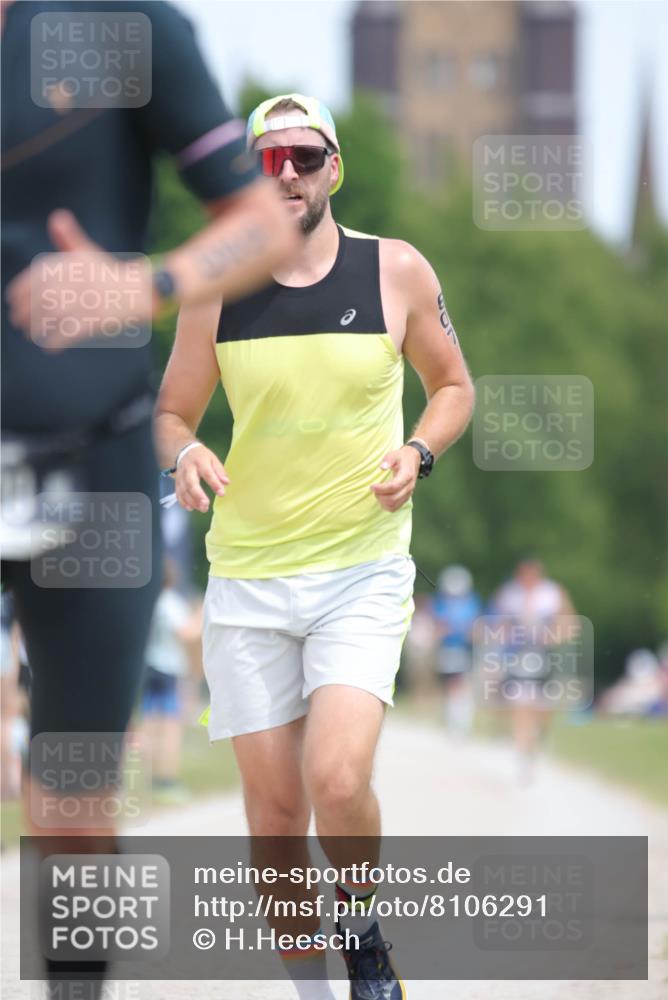 22.06.2025 - Viking Triathlon H.Heesch http://msf.ph/oto/8106291 22.06.2025 14:11:56 Laufen 520, 607 meine-sportfotos.de