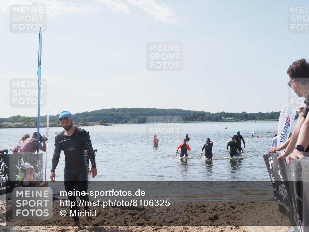 22.06.2025 - Viking Triathlon MichiJ http://msf.ph/oto/8106325 22.06.2025 10:52:17 Schwimmen 116, 136, 481, 490 meine-sportfotos.de
