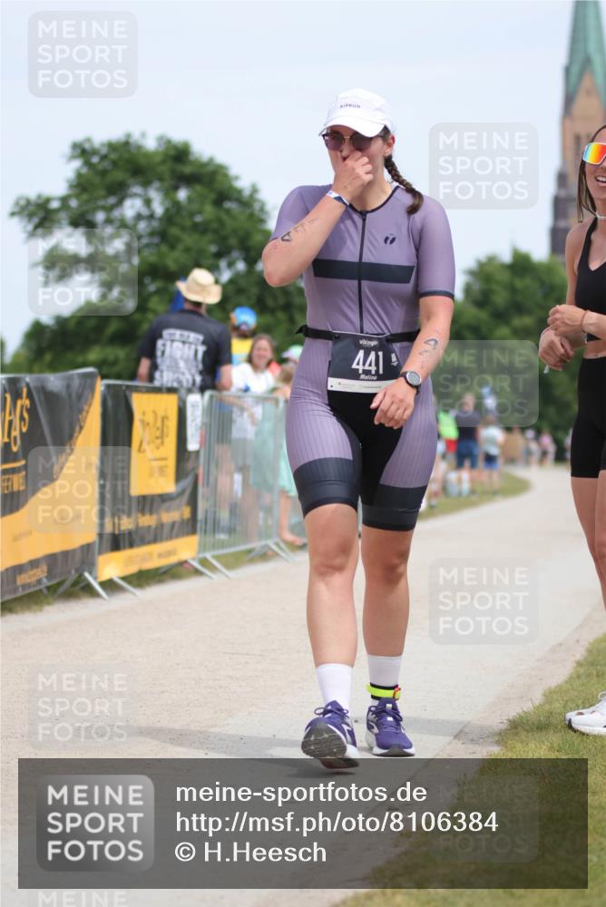 22.06.2025 - Viking Triathlon H.Heesch http://msf.ph/oto/8106384 22.06.2025 14:13:00 Laufen 441, 442 meine-sportfotos.de