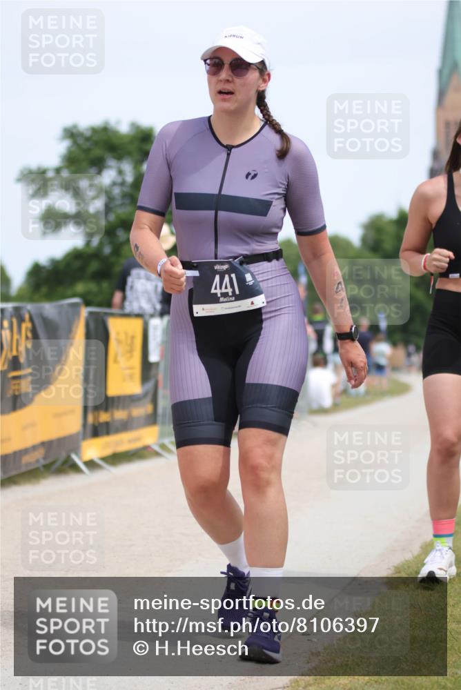 22.06.2025 - Viking Triathlon H.Heesch http://msf.ph/oto/8106397 22.06.2025 14:13:00 Laufen 441, 442 meine-sportfotos.de