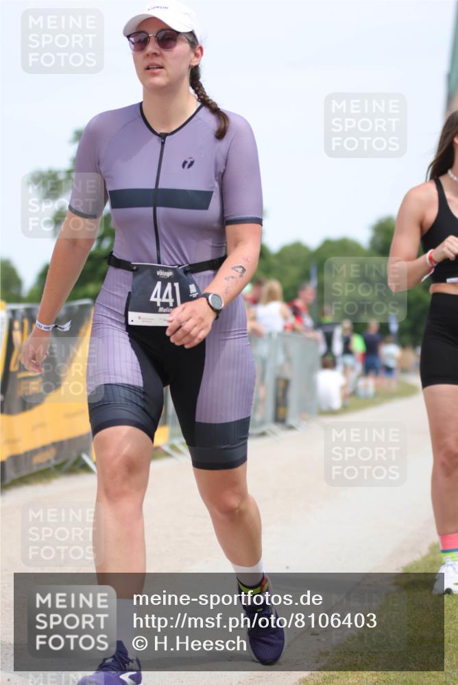 22.06.2025 - Viking Triathlon H.Heesch http://msf.ph/oto/8106403 22.06.2025 14:13:01 Laufen 77, 441, 442 meine-sportfotos.de