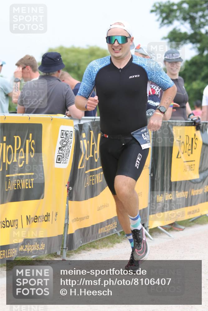 22.06.2025 - Viking Triathlon H.Heesch http://msf.ph/oto/8106407 22.06.2025 14:40:57 Laufen 76, 439, 458 meine-sportfotos.de
