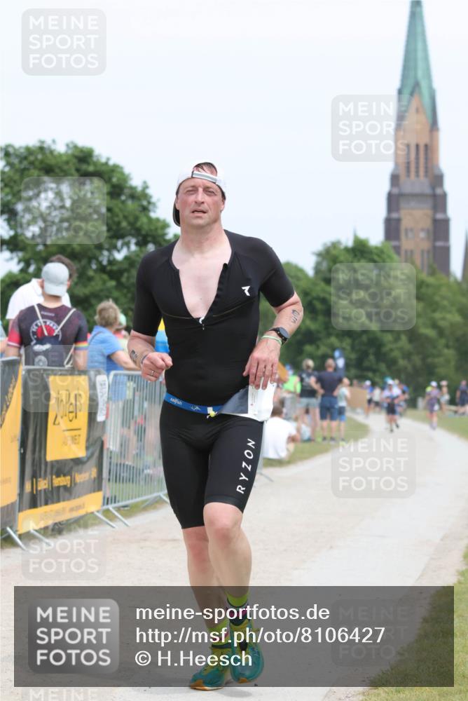 22.06.2025 - Viking Triathlon H.Heesch http://msf.ph/oto/8106427 22.06.2025 14:28:37 Laufen 98, 377, 550 meine-sportfotos.de