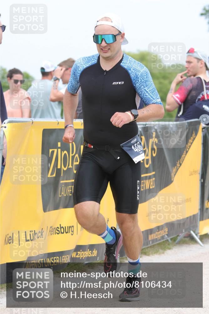 22.06.2025 - Viking Triathlon H.Heesch http://msf.ph/oto/8106434 22.06.2025 14:40:58 Laufen 76, 185, 458 meine-sportfotos.de