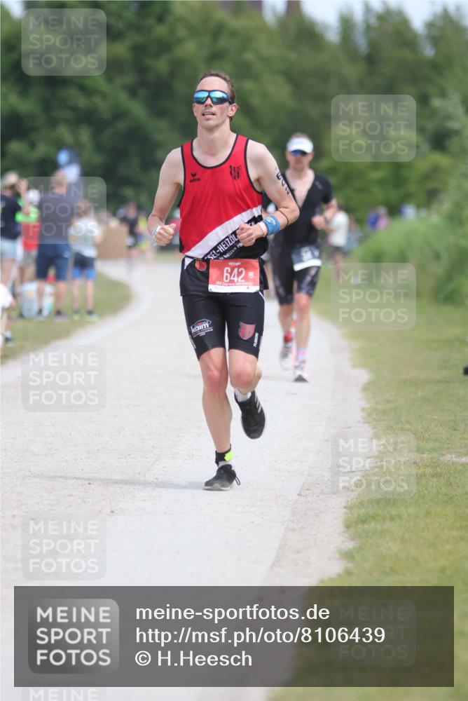 22.06.2025 - Viking Triathlon H.Heesch http://msf.ph/oto/8106439 22.06.2025 14:13:13 Laufen 77, 642, 661 meine-sportfotos.de