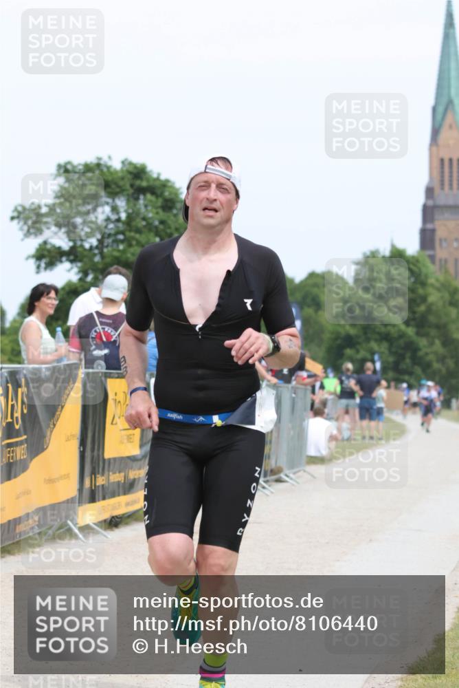 22.06.2025 - Viking Triathlon H.Heesch http://msf.ph/oto/8106440 22.06.2025 14:28:37 Laufen 98, 377, 550 meine-sportfotos.de