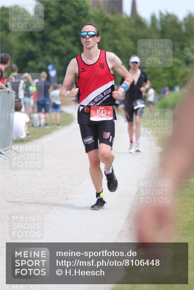 22.06.2025 - Viking Triathlon H.Heesch http://msf.ph/oto/8106448 22.06.2025 14:13:13 Laufen 77, 642, 661 meine-sportfotos.de