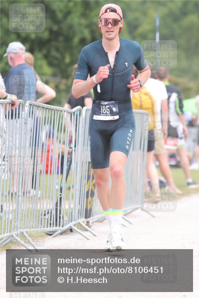 22.06.2025 - Viking Triathlon H.Heesch http://msf.ph/oto/8106451 22.06.2025 14:41:02 Laufen 185, 458 meine-sportfotos.de