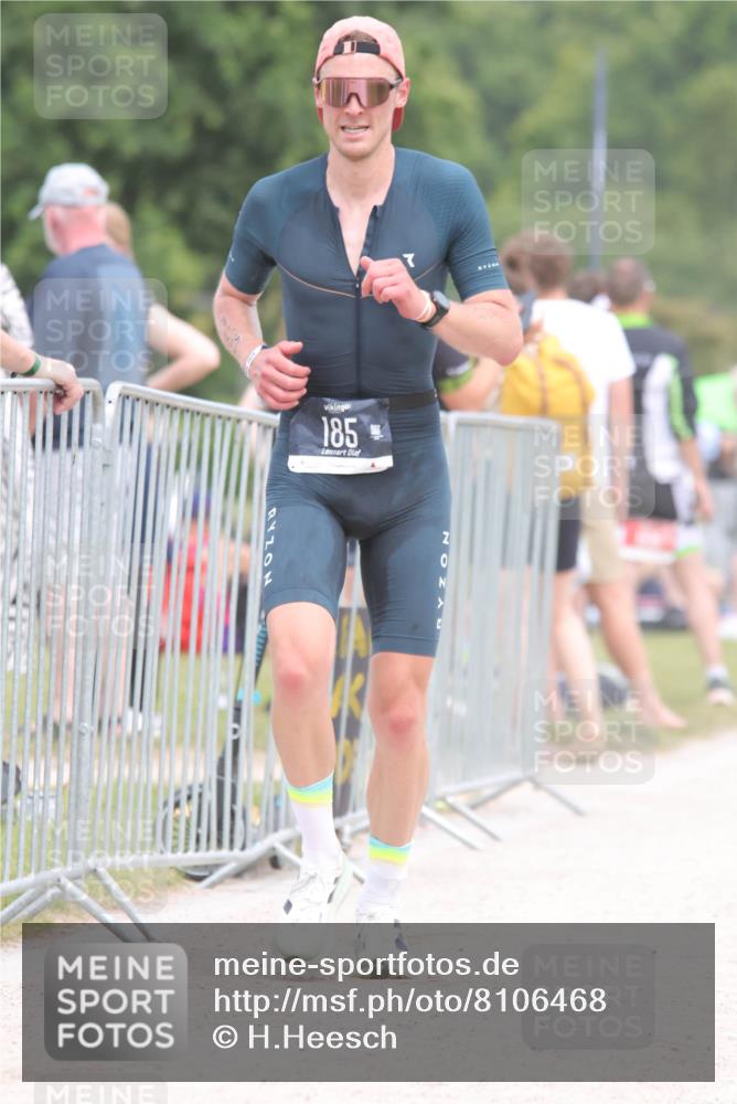 22.06.2025 - Viking Triathlon H.Heesch http://msf.ph/oto/8106468 22.06.2025 14:41:03 Laufen 185 meine-sportfotos.de