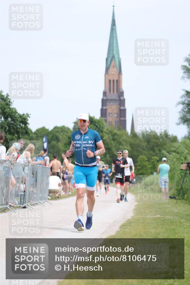 22.06.2025 - Viking Triathlon H.Heesch http://msf.ph/oto/8106475 22.06.2025 13:51:43 Laufen 406, 547 meine-sportfotos.de