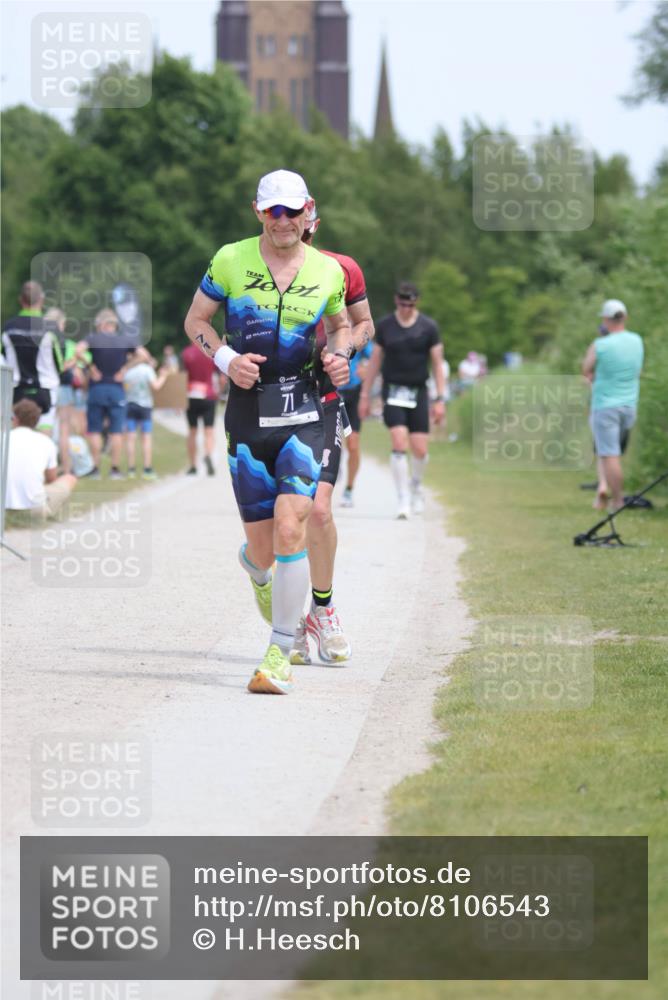 22.06.2025 - Viking Triathlon H.Heesch http://msf.ph/oto/8106543 22.06.2025 14:13:41 Laufen 71, 511 meine-sportfotos.de