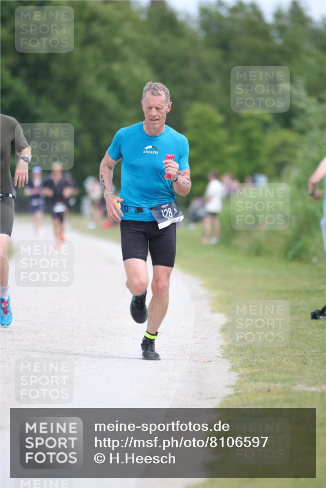 22.06.2025 - Viking Triathlon H.Heesch http://msf.ph/oto/8106597 22.06.2025 14:14:11 Laufen 128, 159, 335 meine-sportfotos.de