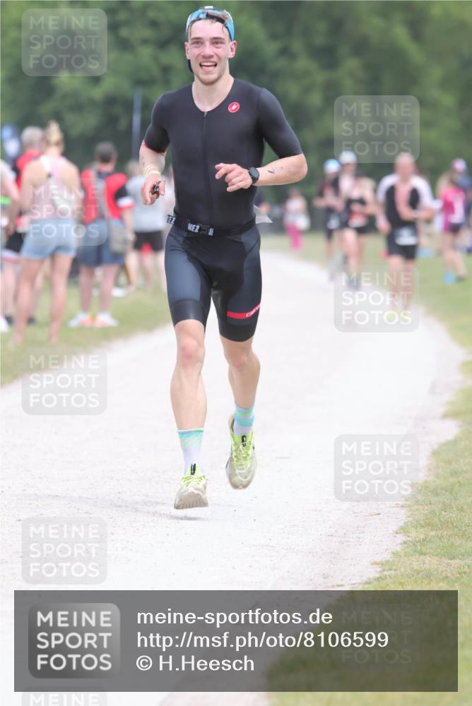 22.06.2025 - Viking Triathlon H.Heesch http://msf.ph/oto/8106599 22.06.2025 14:41:23 Laufen 87, 168, 191 meine-sportfotos.de