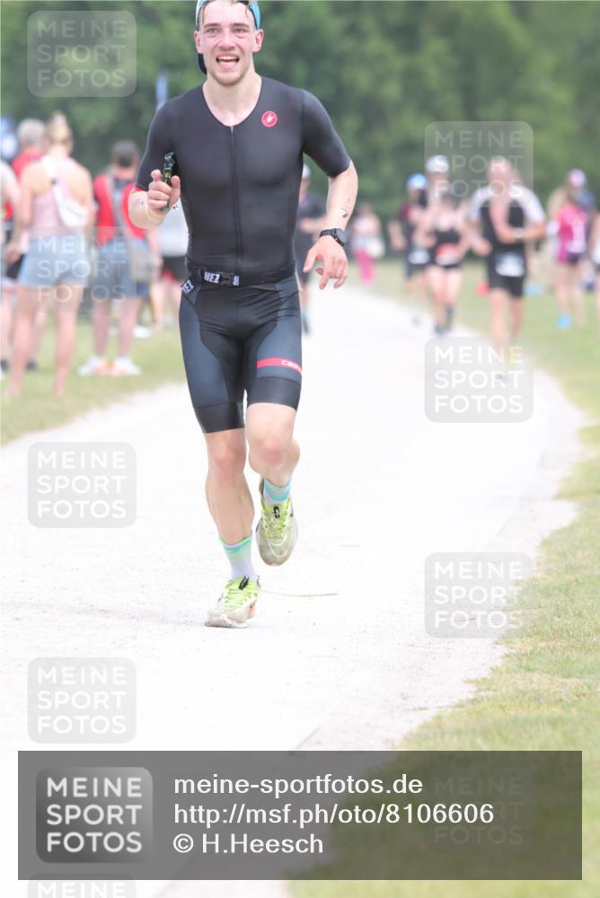 22.06.2025 - Viking Triathlon H.Heesch http://msf.ph/oto/8106606 22.06.2025 14:41:23 Laufen 87, 168, 191 meine-sportfotos.de