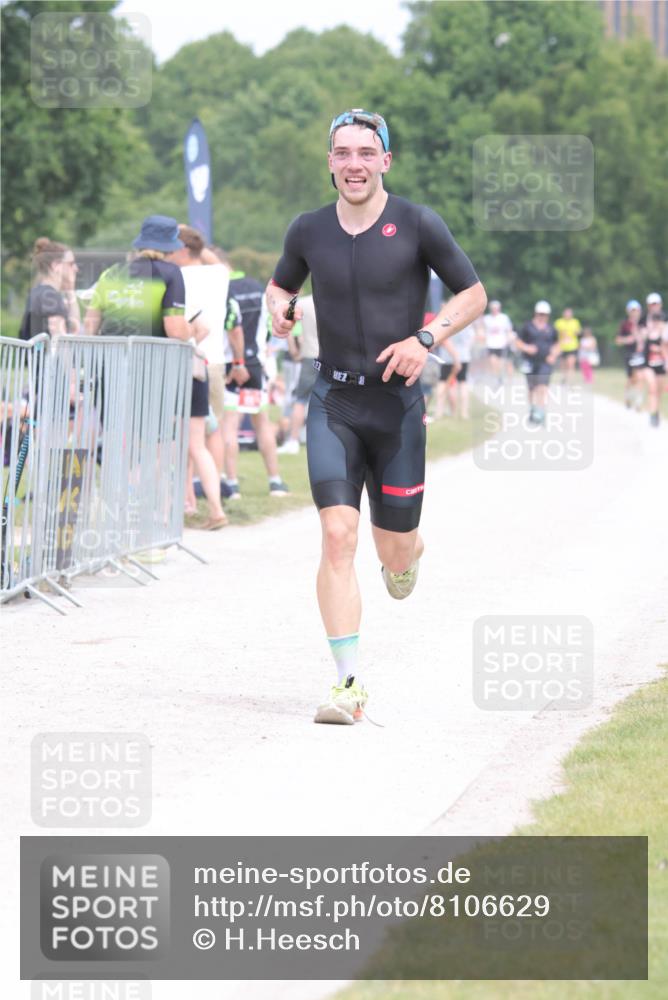 22.06.2025 - Viking Triathlon H.Heesch http://msf.ph/oto/8106629 22.06.2025 14:41:24 Laufen 87, 168, 191 meine-sportfotos.de