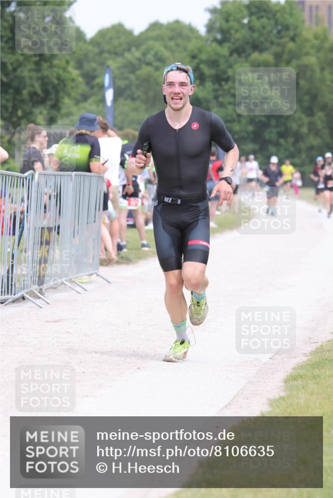 22.06.2025 - Viking Triathlon H.Heesch http://msf.ph/oto/8106635 22.06.2025 14:41:25 Laufen 87, 168, 191 meine-sportfotos.de
