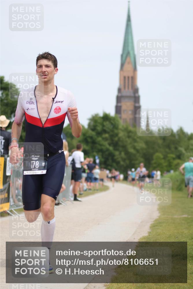 22.06.2025 - Viking Triathlon H.Heesch http://msf.ph/oto/8106651 22.06.2025 14:16:35 Laufen 178, 352 meine-sportfotos.de