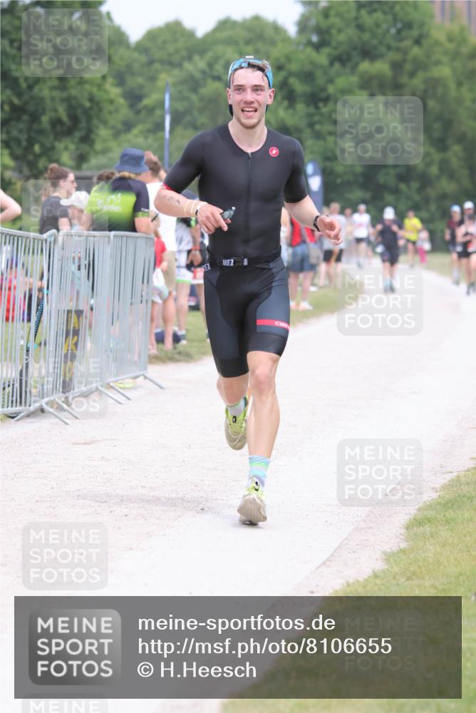 22.06.2025 - Viking Triathlon H.Heesch http://msf.ph/oto/8106655 22.06.2025 14:41:25 Laufen 87, 168, 191 meine-sportfotos.de