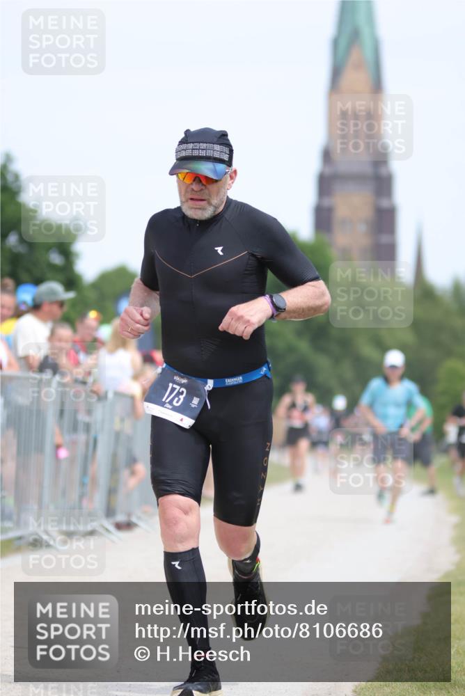 22.06.2025 - Viking Triathlon H.Heesch http://msf.ph/oto/8106686 22.06.2025 14:16:50 Laufen 30, 68, 173, 651 meine-sportfotos.de