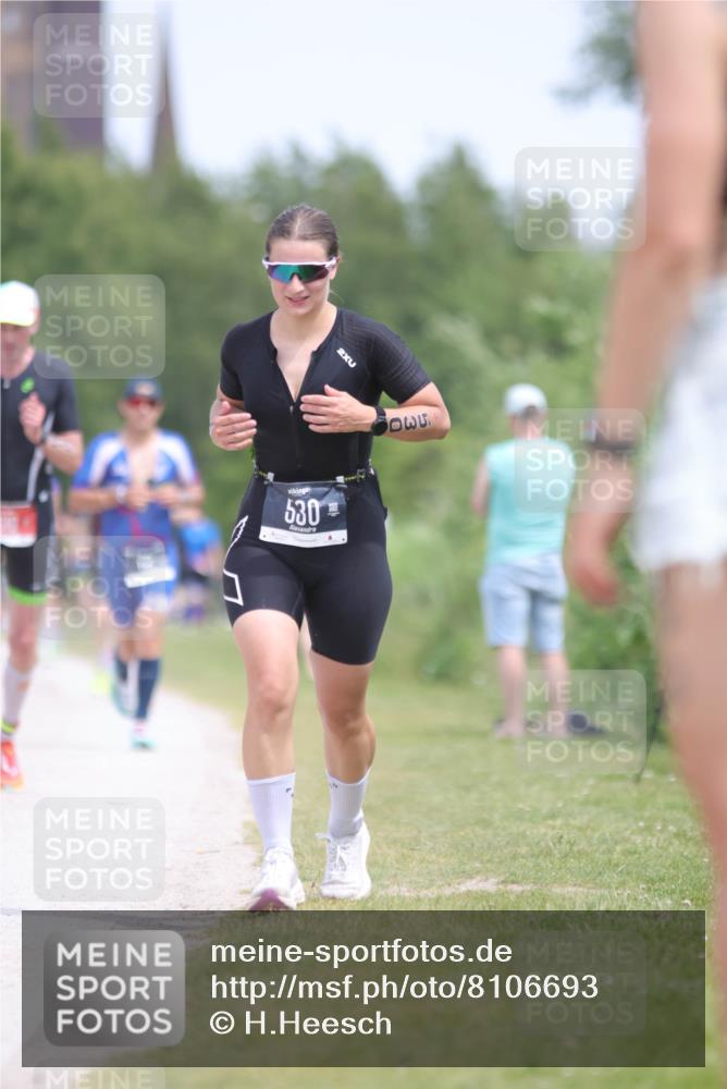 22.06.2025 - Viking Triathlon H.Heesch http://msf.ph/oto/8106693 22.06.2025 14:17:00 Laufen 68, 530, 610, 624 meine-sportfotos.de