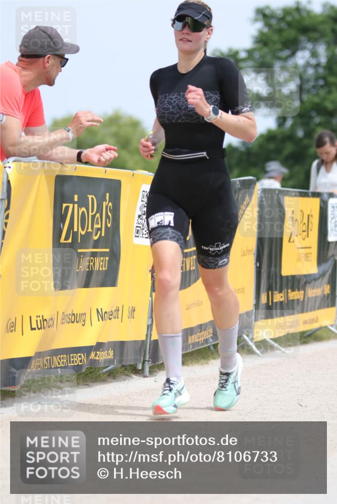 22.06.2025 - Viking Triathlon H.Heesch http://msf.ph/oto/8106733 22.06.2025 13:52:53 Laufen 161, 197, 285, 549 meine-sportfotos.de