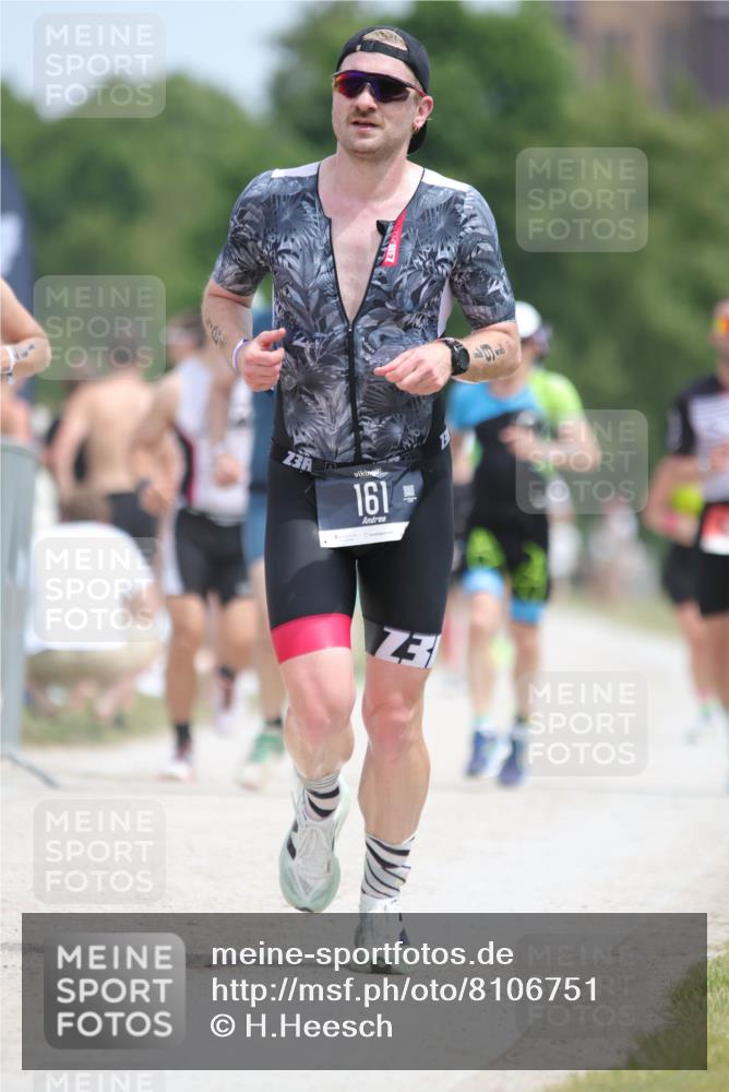 22.06.2025 - Viking Triathlon H.Heesch http://msf.ph/oto/8106751 22.06.2025 13:52:57 Laufen 161, 197, 213, 285, 481, 549, 652 meine-sportfotos.de