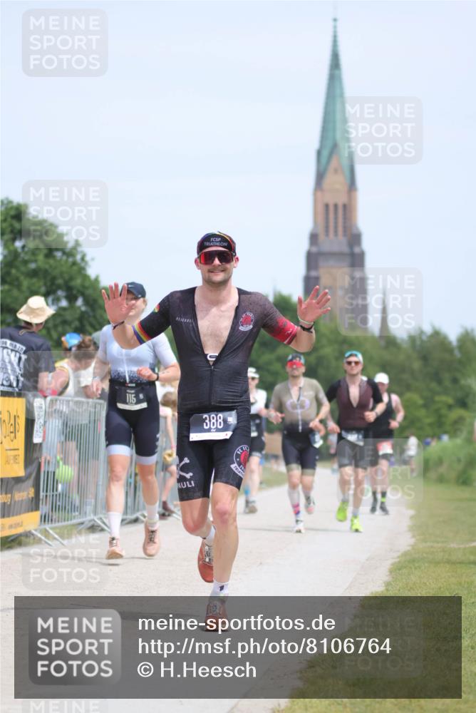 22.06.2025 - Viking Triathlon H.Heesch http://msf.ph/oto/8106764 22.06.2025 14:17:12 Laufen 115, 135, 238, 388, 464 meine-sportfotos.de