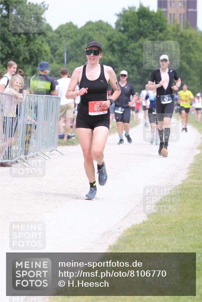 22.06.2025 - Viking Triathlon H.Heesch http://msf.ph/oto/8106770 22.06.2025 14:41:44 Laufen 110, 427, 527, 653 meine-sportfotos.de