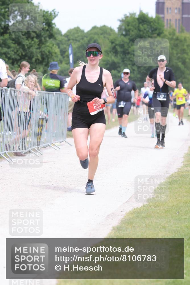 22.06.2025 - Viking Triathlon H.Heesch http://msf.ph/oto/8106783 22.06.2025 14:41:44 Laufen 110, 427, 527, 653 meine-sportfotos.de