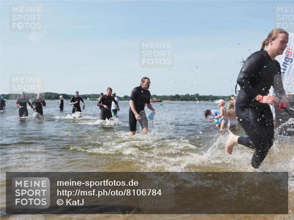 22.06.2025 - Viking Triathlon KatJ http://msf.ph/oto/8106784 22.06.2025 10:37:23 Schwimmen 21, 34, 131, 172, 180, 187, 233, 253, 312, 316, 344, 370, 383, 454, 456, 649 meine-sportfotos.de