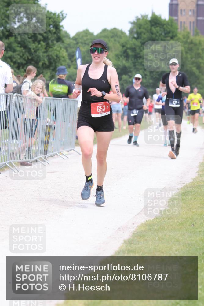 22.06.2025 - Viking Triathlon H.Heesch http://msf.ph/oto/8106787 22.06.2025 14:41:44 Laufen 110, 427, 527, 653 meine-sportfotos.de