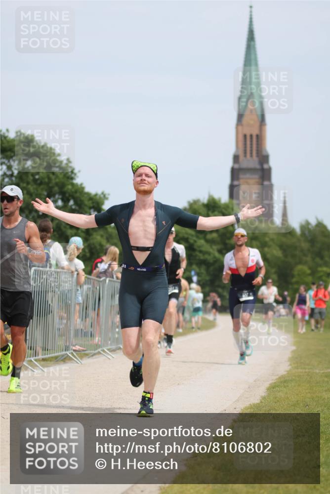 22.06.2025 - Viking Triathlon H.Heesch http://msf.ph/oto/8106802 22.06.2025 13:53:12 Laufen 122, 264, 550, 662 meine-sportfotos.de