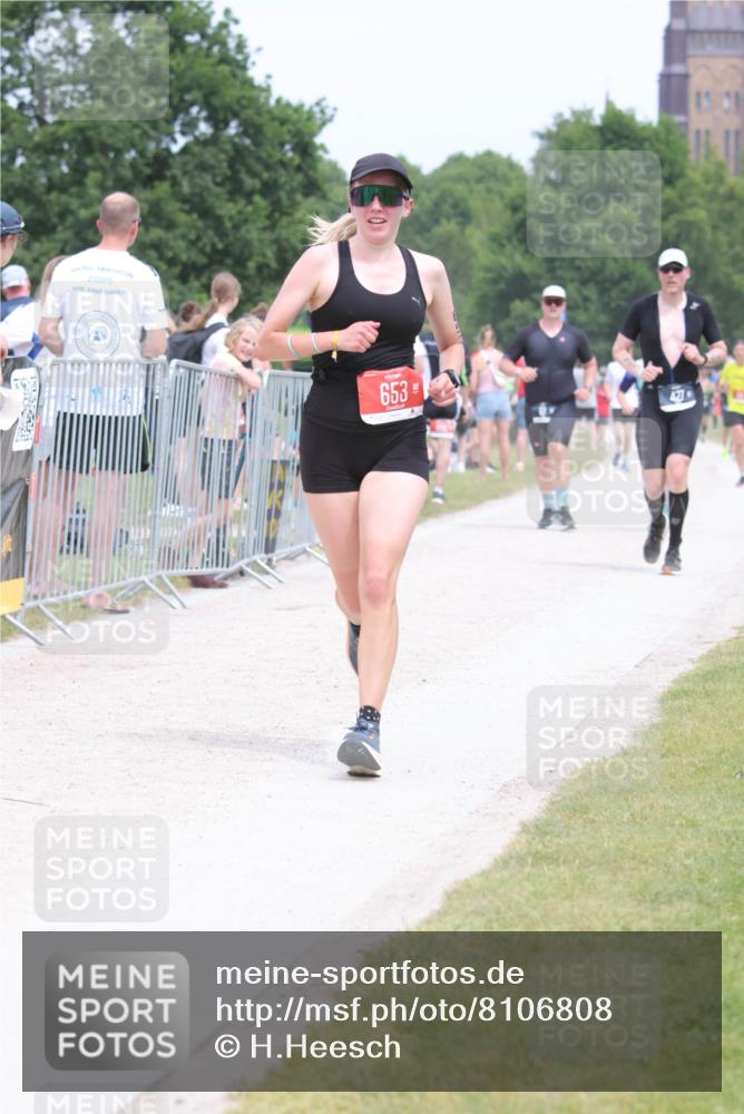 22.06.2025 - Viking Triathlon H.Heesch http://msf.ph/oto/8106808 22.06.2025 14:41:45 Laufen 110, 427, 527, 653 meine-sportfotos.de