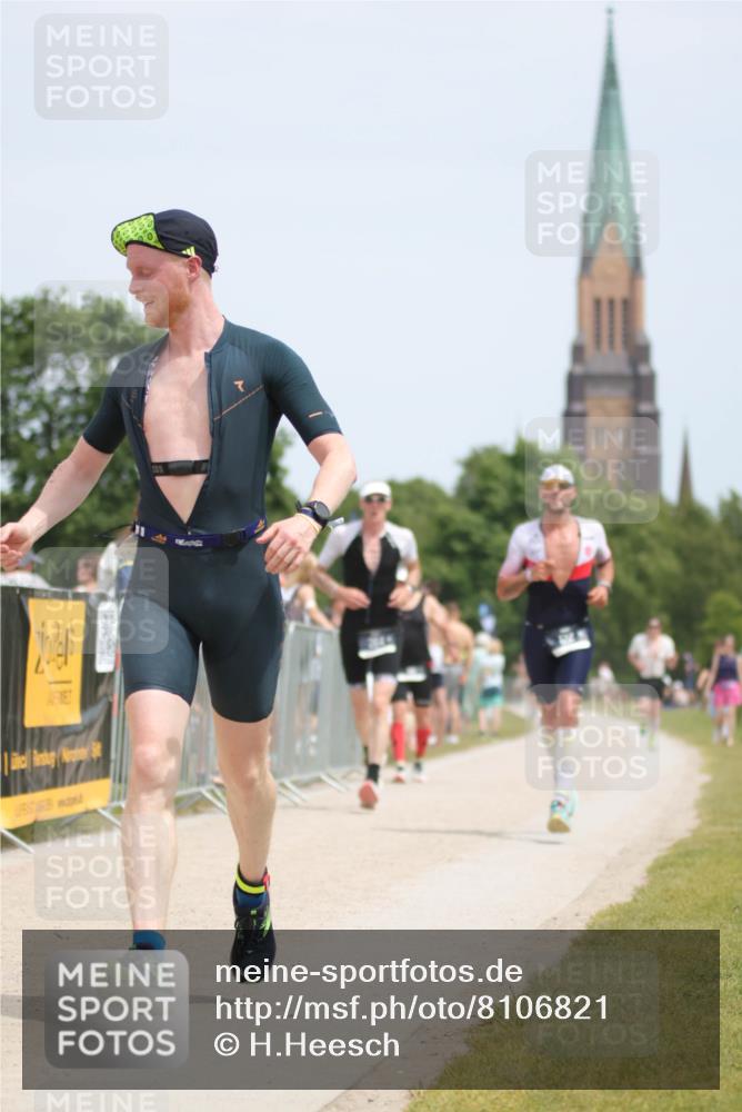 22.06.2025 - Viking Triathlon H.Heesch http://msf.ph/oto/8106821 22.06.2025 13:53:13 Laufen 122, 264, 550, 662 meine-sportfotos.de