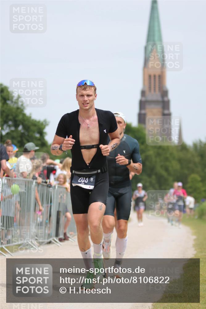 22.06.2025 - Viking Triathlon H.Heesch http://msf.ph/oto/8106822 22.06.2025 14:17:22 Laufen 40, 203, 238, 431, 480, 635 meine-sportfotos.de