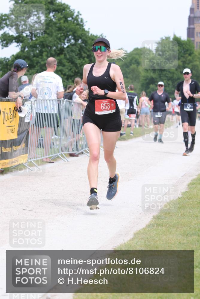 22.06.2025 - Viking Triathlon H.Heesch http://msf.ph/oto/8106824 22.06.2025 14:41:45 Laufen 110, 427, 527, 653 meine-sportfotos.de
