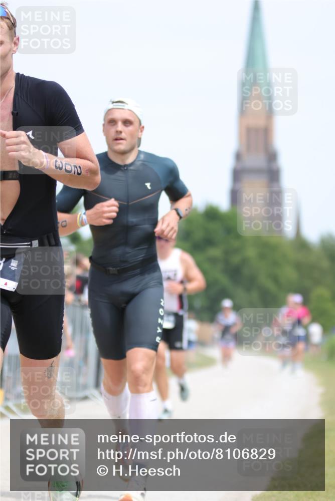 22.06.2025 - Viking Triathlon H.Heesch http://msf.ph/oto/8106829 22.06.2025 14:17:23 Laufen 40, 203, 431, 480, 635 meine-sportfotos.de