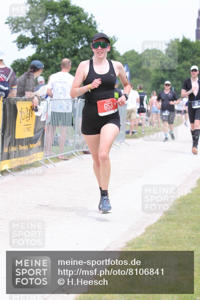 22.06.2025 - Viking Triathlon H.Heesch http://msf.ph/oto/8106841 22.06.2025 14:41:45 Laufen 110, 427, 527, 653 meine-sportfotos.de