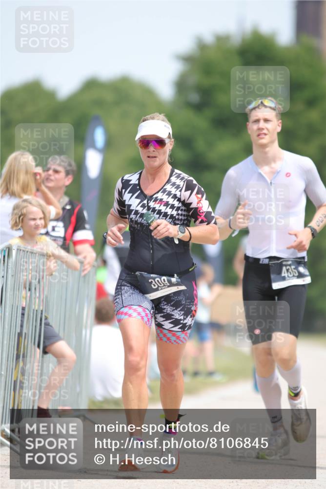 22.06.2025 - Viking Triathlon H.Heesch http://msf.ph/oto/8106845 22.06.2025 14:17:32 Laufen 8, 309, 435, 473 meine-sportfotos.de