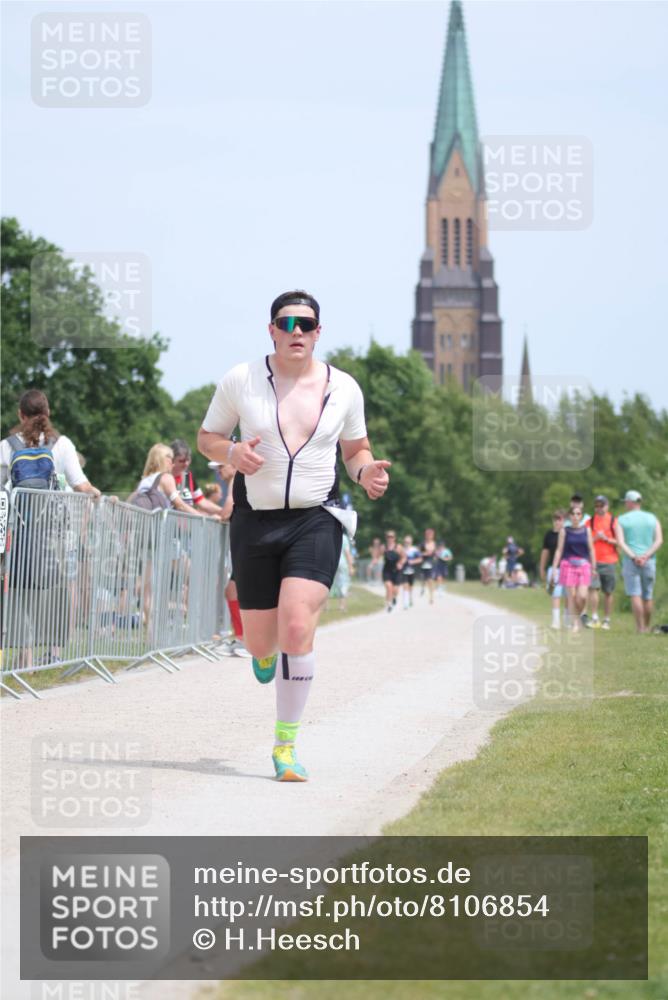 22.06.2025 - Viking Triathlon H.Heesch http://msf.ph/oto/8106854 22.06.2025 13:53:24 Laufen 21 meine-sportfotos.de