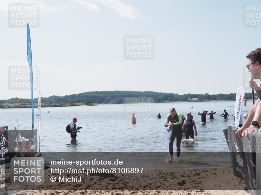 22.06.2025 - Viking Triathlon MichiJ http://msf.ph/oto/8106897 22.06.2025 10:53:05 Schwimmen 160, 165, 470, 640 meine-sportfotos.de