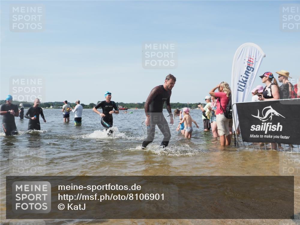 22.06.2025 - Viking Triathlon KatJ http://msf.ph/oto/8106901 22.06.2025 10:37:26 Schwimmen 21, 34, 131, 141, 180, 187, 233, 253, 312, 316, 344, 370, 383, 456, 639 meine-sportfotos.de