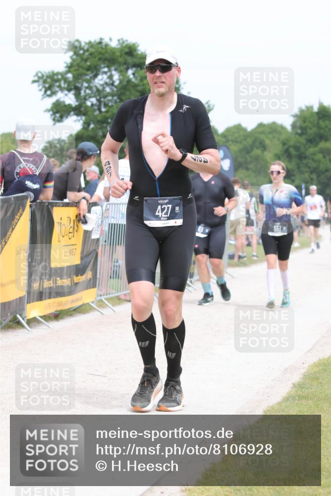 22.06.2025 - Viking Triathlon H.Heesch http://msf.ph/oto/8106928 22.06.2025 14:41:50 Laufen 69, 125, 427, 551, 637, 653 meine-sportfotos.de