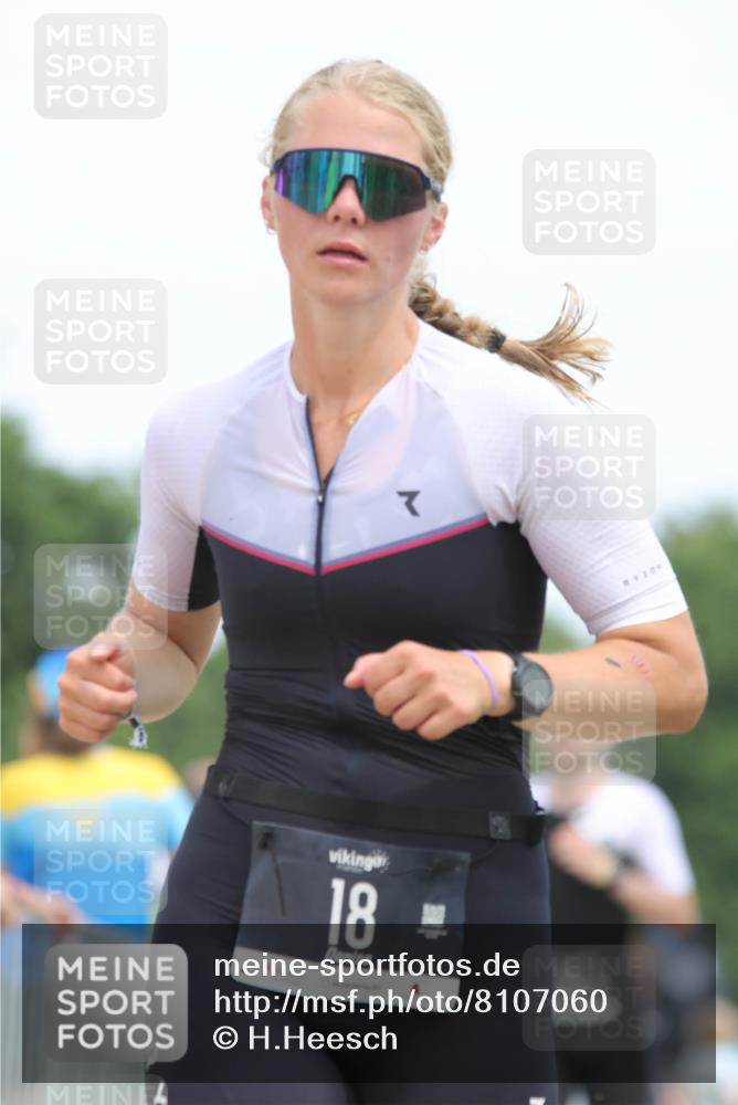 22.06.2025 - Viking Triathlon H.Heesch http://msf.ph/oto/8107060 22.06.2025 14:30:37 Laufen 18, 378, 485, 612 meine-sportfotos.de