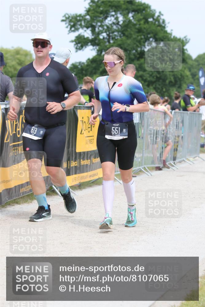 22.06.2025 - Viking Triathlon H.Heesch http://msf.ph/oto/8107065 22.06.2025 14:41:53 Laufen 69, 125, 427, 551, 637 meine-sportfotos.de