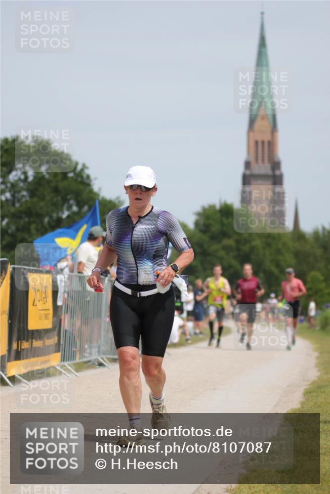 22.06.2025 - Viking Triathlon H.Heesch http://msf.ph/oto/8107087 22.06.2025 14:18:58 Laufen 429, 454, 508, 604 meine-sportfotos.de