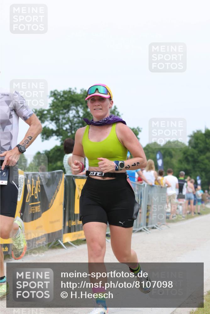 22.06.2025 - Viking Triathlon H.Heesch http://msf.ph/oto/8107098 22.06.2025 14:30:44 Laufen 378, 411, 485, 612 meine-sportfotos.de