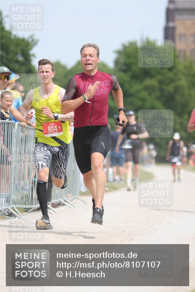 22.06.2025 - Viking Triathlon H.Heesch http://msf.ph/oto/8107107 22.06.2025 14:19:01 Laufen 64, 429, 454, 508, 604 meine-sportfotos.de