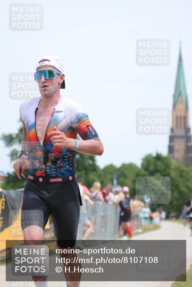 22.06.2025 - Viking Triathlon H.Heesch http://msf.ph/oto/8107108 22.06.2025 13:54:24 Laufen 90, 496 meine-sportfotos.de
